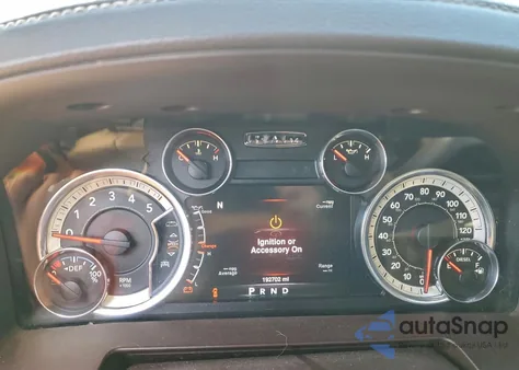 2016 Ram 1500 Laramie z USA, uszkodzony, nr VIN 1C6RR7NM9GS303592